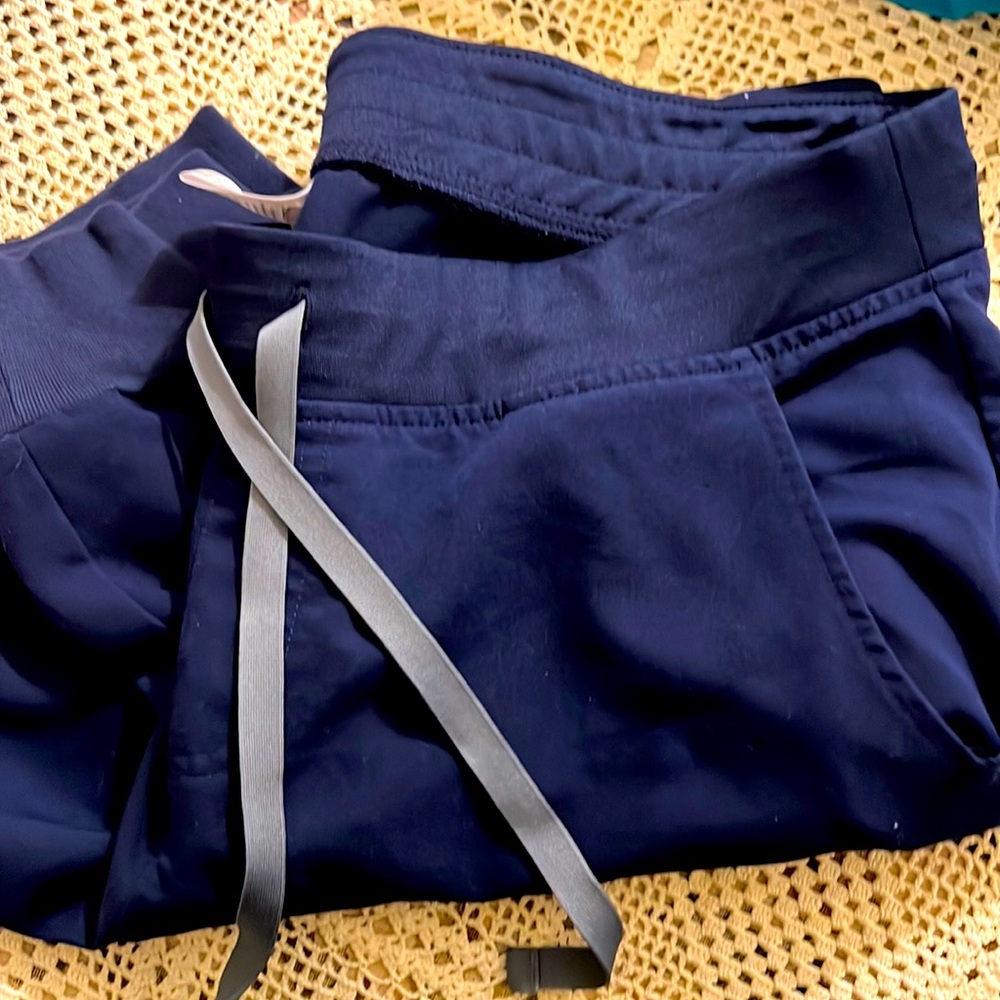 Figs Women's Navy Blue Scrub Pants